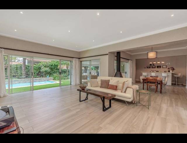 5 BEDROOM HOUSE FOR SALE IN FOURWAYS GARDENS